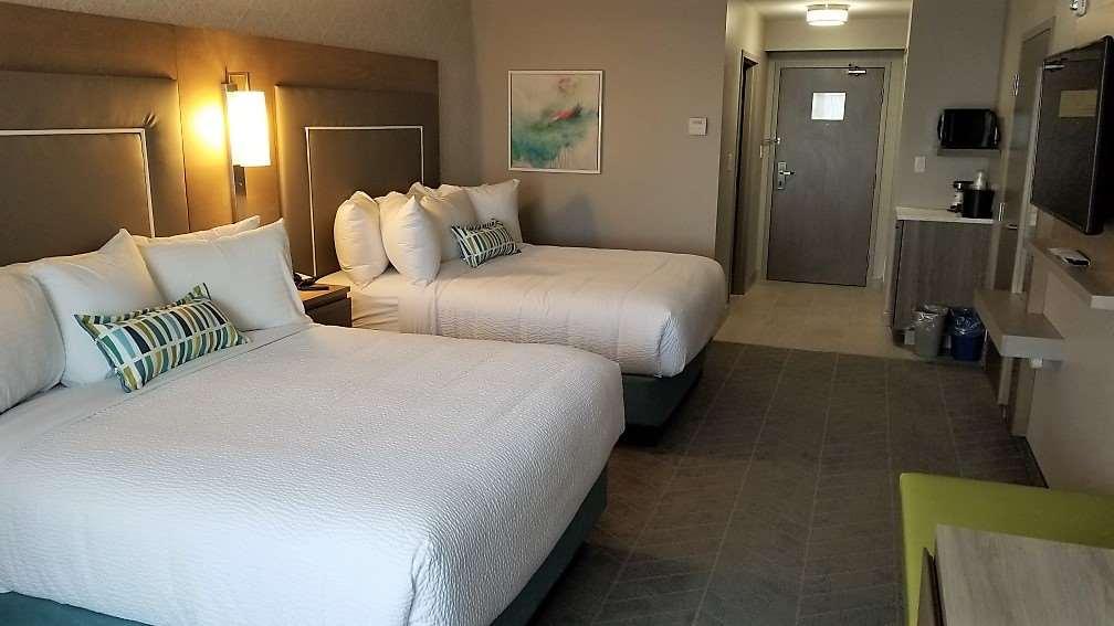 Best Western Dartmouth Hotel & Suites Halifax Room photo